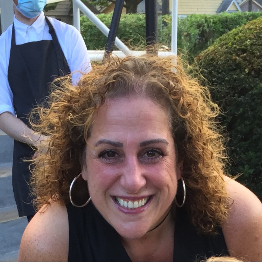 Meet your Posher, Angela